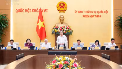 Ủy ban Thường vụ Quốc hội cho ý kiến về 2 dự án Luật