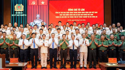 “Bức tường thép” đảm bảo quá trình chuyển đổi số quốc gia