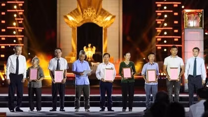 Bài cuối: Đưa các anh về nhà