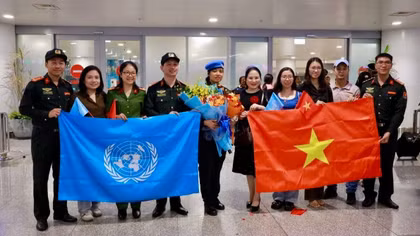 Nữ sĩ quan Công an đầu tiên gìn giữ hoà bình kết thúc nhiệm kỳ công tác 