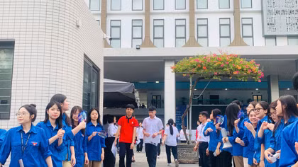 Thi vào lớp 10 tại Hà Nội: Đề thi môn tiếng Anh vừa sức