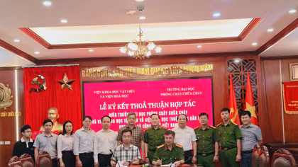 Trường Đại học Phòng cháy chữa cháy ký kết hợp tác với Viện Khoa học Vật liệu và Viện Hóa học