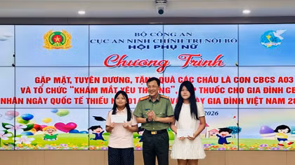 Cục An ninh chính trị nội bộ mang niềm vui 1/6 đến con em chiến sỹ