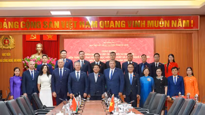 Đoàn đại biểu Bộ Nội vụ Belarus thăm, làm việc với Học viện Kỹ thuật và Công nghệ an ninh