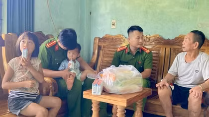 Công an xã Trung Sơn - Nơi sắc phục hoà cùng nhân ái