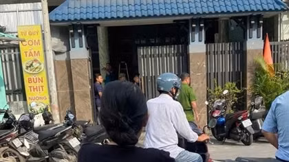 Người đàn ông bị trục máy dệt cuốn tử vong