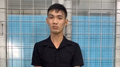 Lừa cho bé gái mượn xe máy rồi dùng vũ lực để hiếp dâm