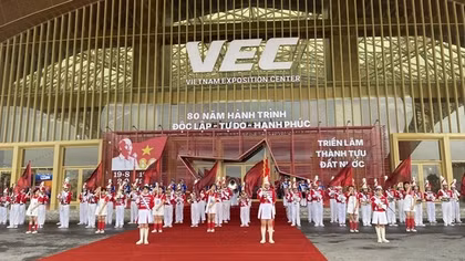 Nhiều hoạt động đặc sắc, hấp dẫn tại triển lãm thành tựu đất nước