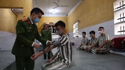 Chuyện về những chiến sĩ, bác sĩ