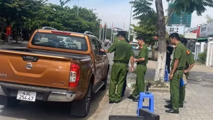 Bắt đối tượng đập kính ô tô trộm tài sản ở Đà Nẵng