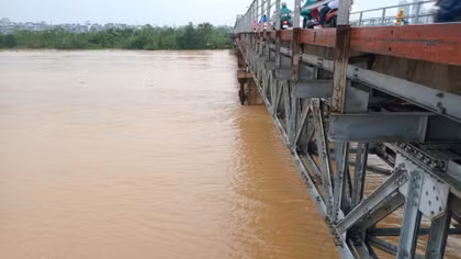 Lũ sông Hồng ở Hà Nội ở mức báo động 2, những tỉnh nào nguy cơ ngập lụt?