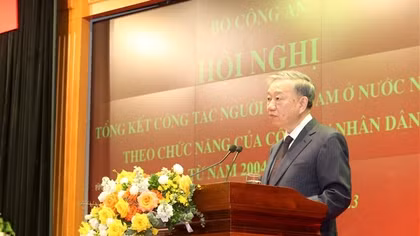 Giúp người Việt Nam ở nước ngoài có địa vị pháp lý vững chắc, ngày càng hội nhập sâu rộng