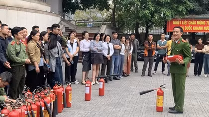 Cục Truyền thông CAND tập huấn nghiệp vụ phòng cháy chữa cháy và cứu nạn, cứu hộ