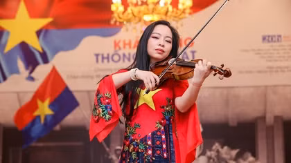 Tiếng vĩ cầm bay lên