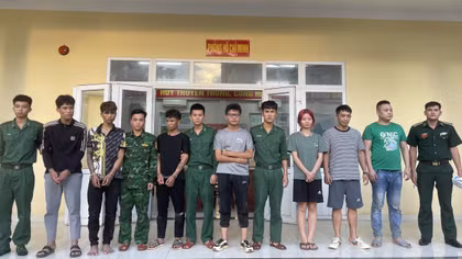 Bắt giữ 7 đối tượng xuất cảnh và tổ chức đưa người nước ngoài xuất cảnh trái phép