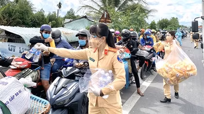 CSGT Công an tỉnh Sóc Trăng tích cực phòng, chống dịch