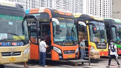 Nhiều tỉnh, thành chưa nối lại vận chuyển khách bằng ôtô với TP Hồ Chí Minh