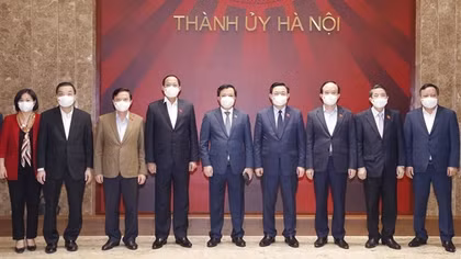 Chủ tịch Quốc hội Vương Đình Huệ dự Hội nghị lấy ý kiến vào nội dung dự án Luật Thủ đô (sửa đổi)