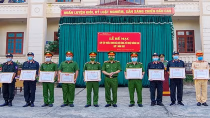 Công an Hà Giang thao diễn khí công, võ thuật
