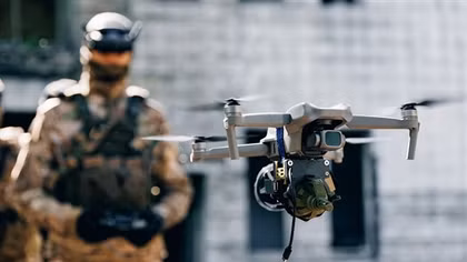 UAV giá rẻ khiến chiến tranh khó lường hơn