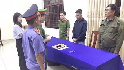 Khởi tố tài xế chở pin ô tô điện trẻ em bị cháy nổ khiến 2 người tử vong