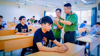 Tiến tới năm 2028, Bộ Công an sẽ tổ chức thi tuyển sinh hoàn toàn trên máy tính