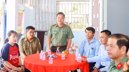 Công an TP Cần Thơ đẩy nhanh xây dựng 1.000 căn nhà tặng người dân khó khăn