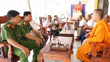 Phát huy vai trò chức sắc tôn giáo trong thực hiện “xã không ma tuý” ở tỉnh An Giang
