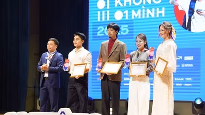 Từ “Không Một Mình” 2025 đến cam kết dài hạn vì không gian số an toàn