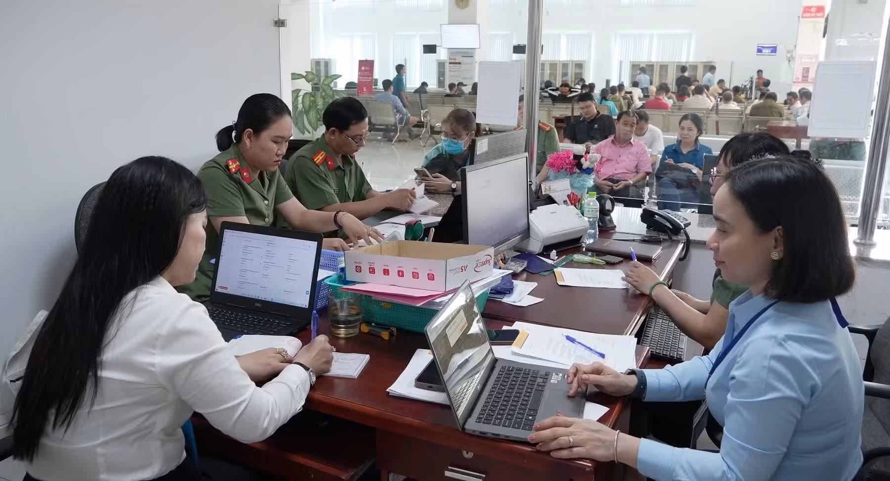 cong-an-dong-thap-1-1765934988123.jpg