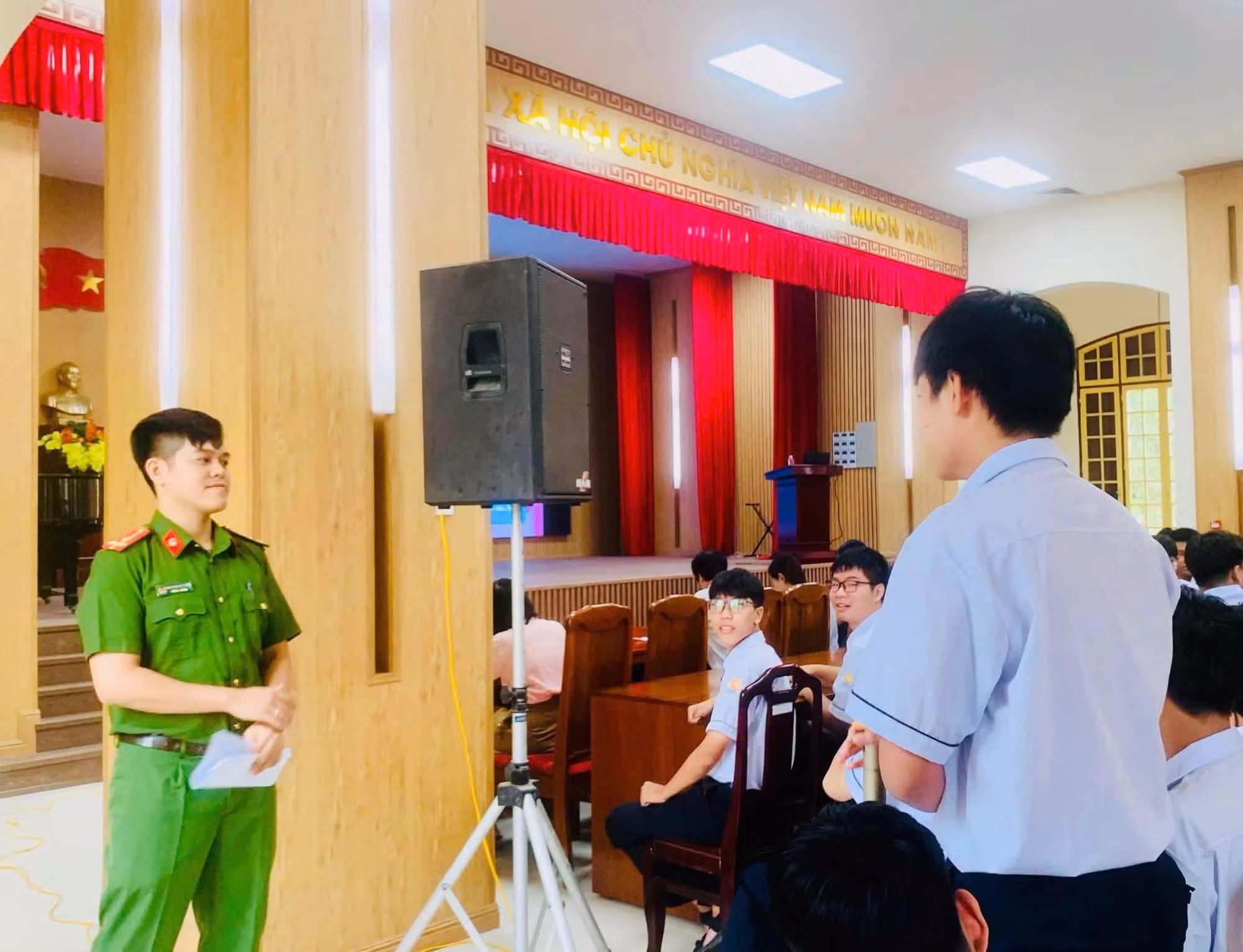 hoc-duong5.jpg