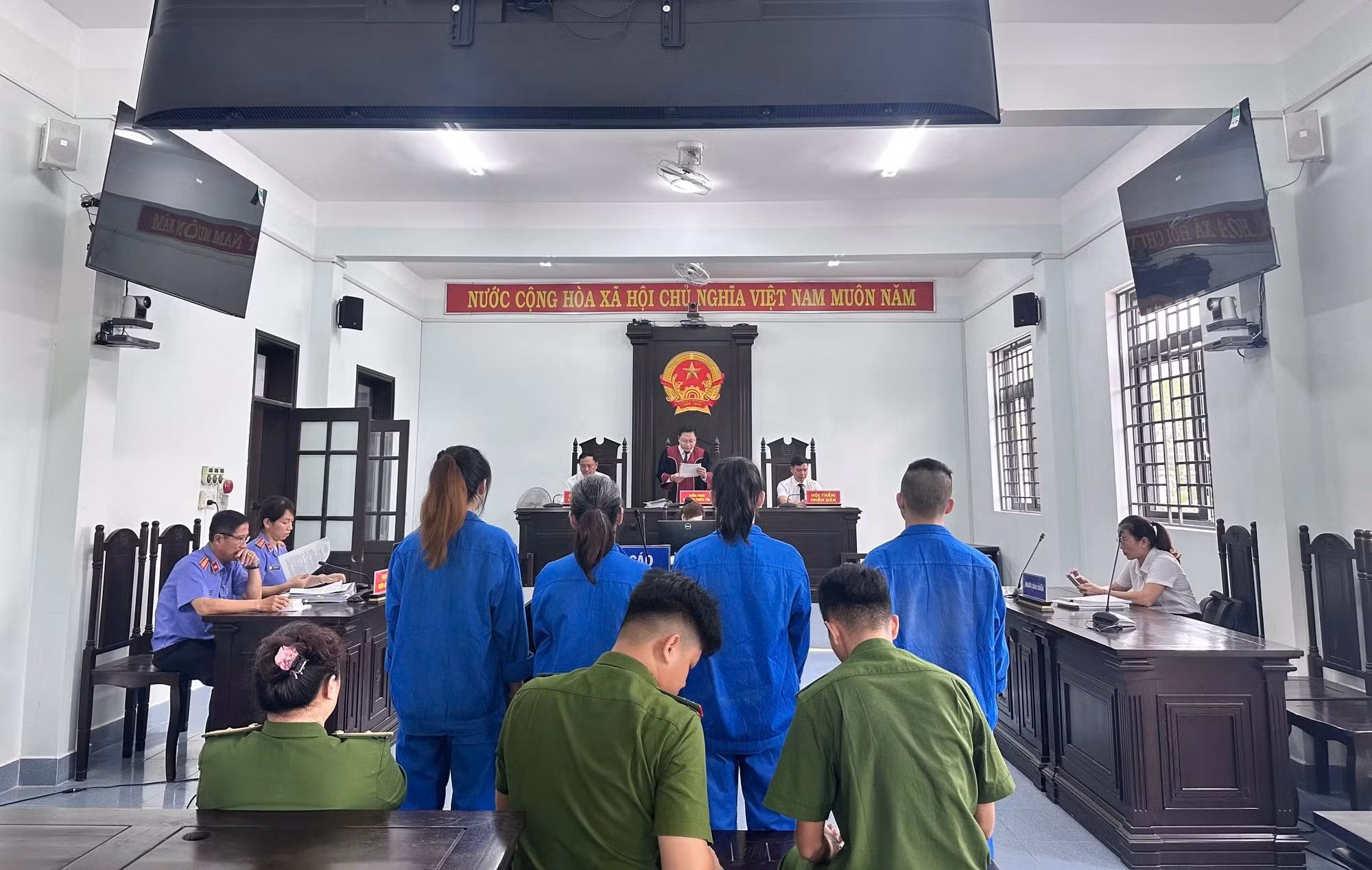 rua-tien2.jpg