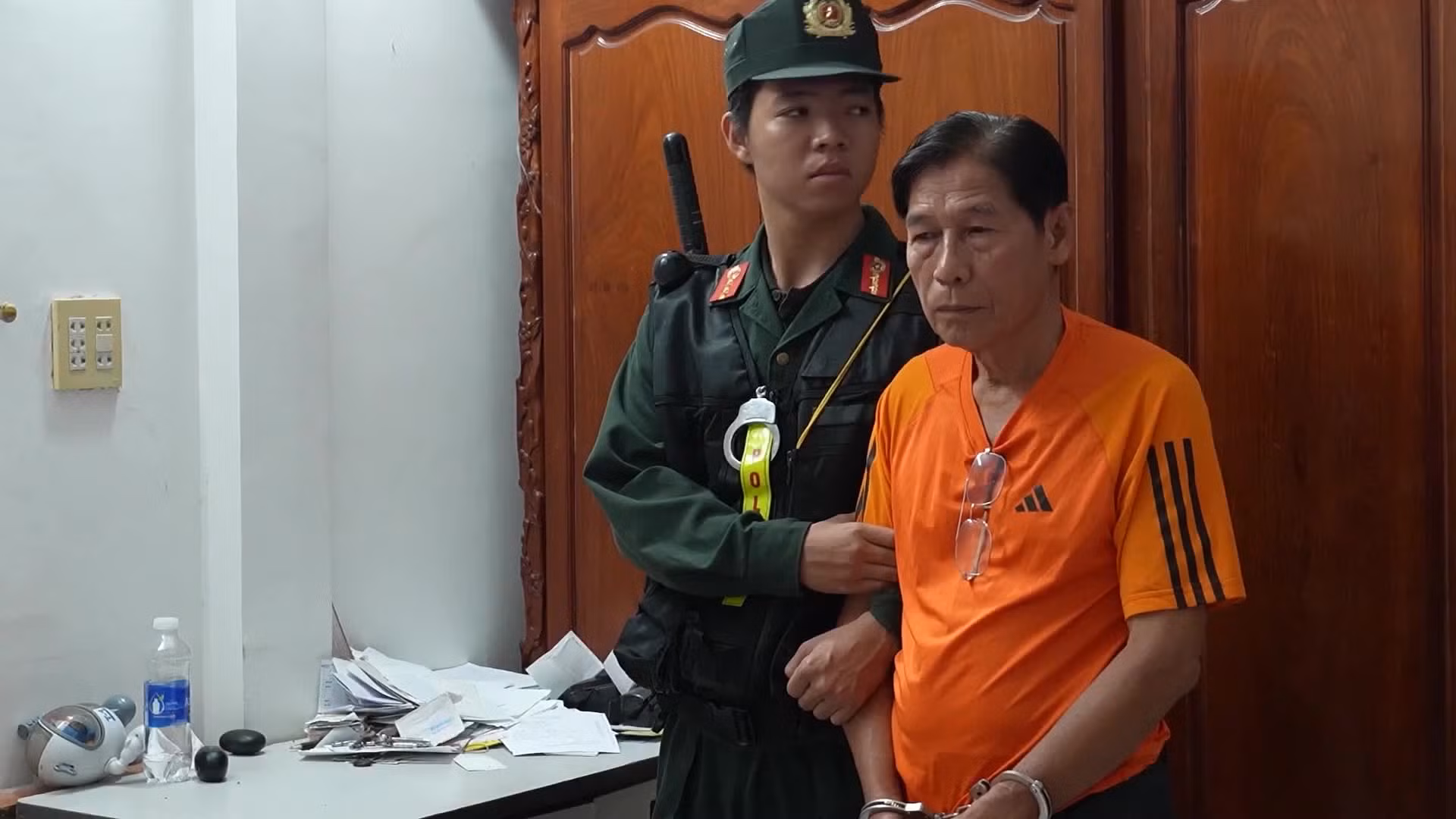 cand_bl_gui-anh-duc-clip-danh-bac.jpg