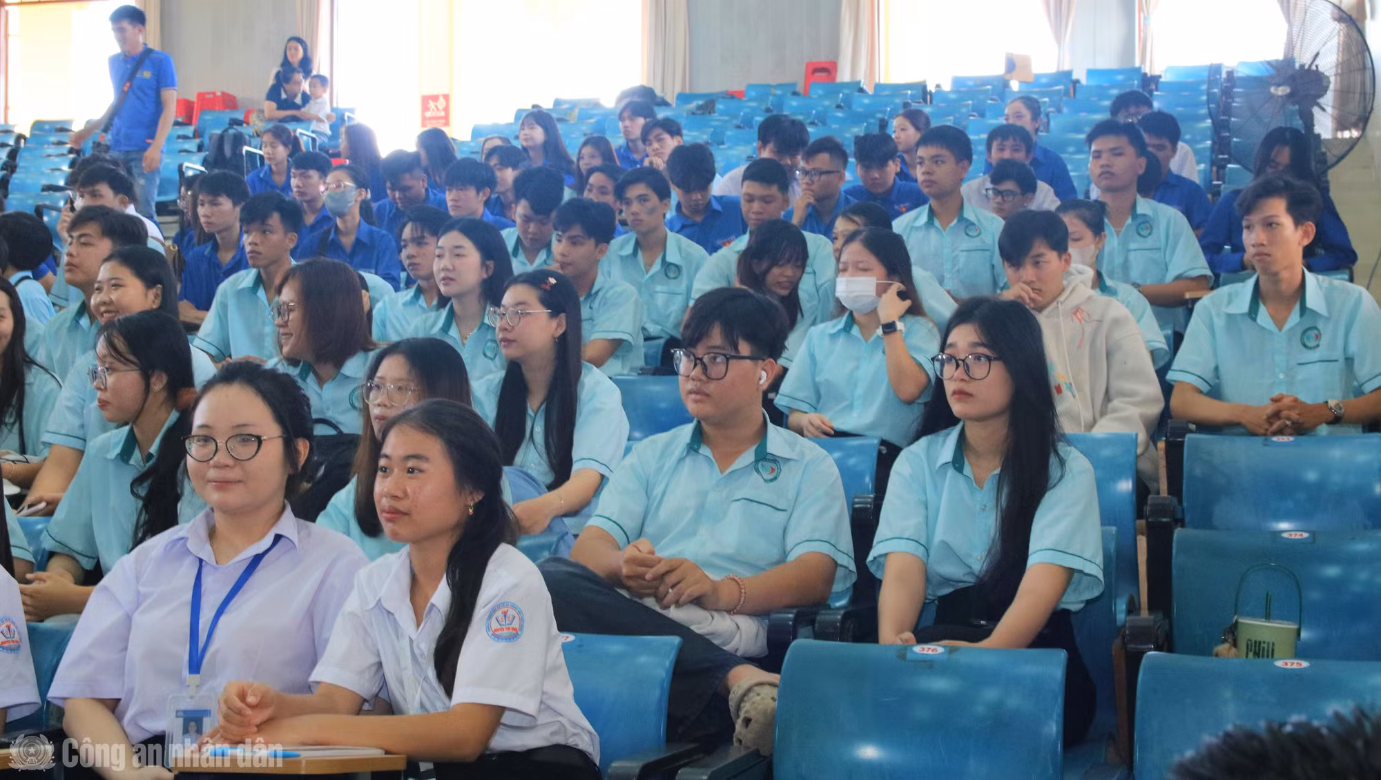 cand_bl_anh-8664.jpg