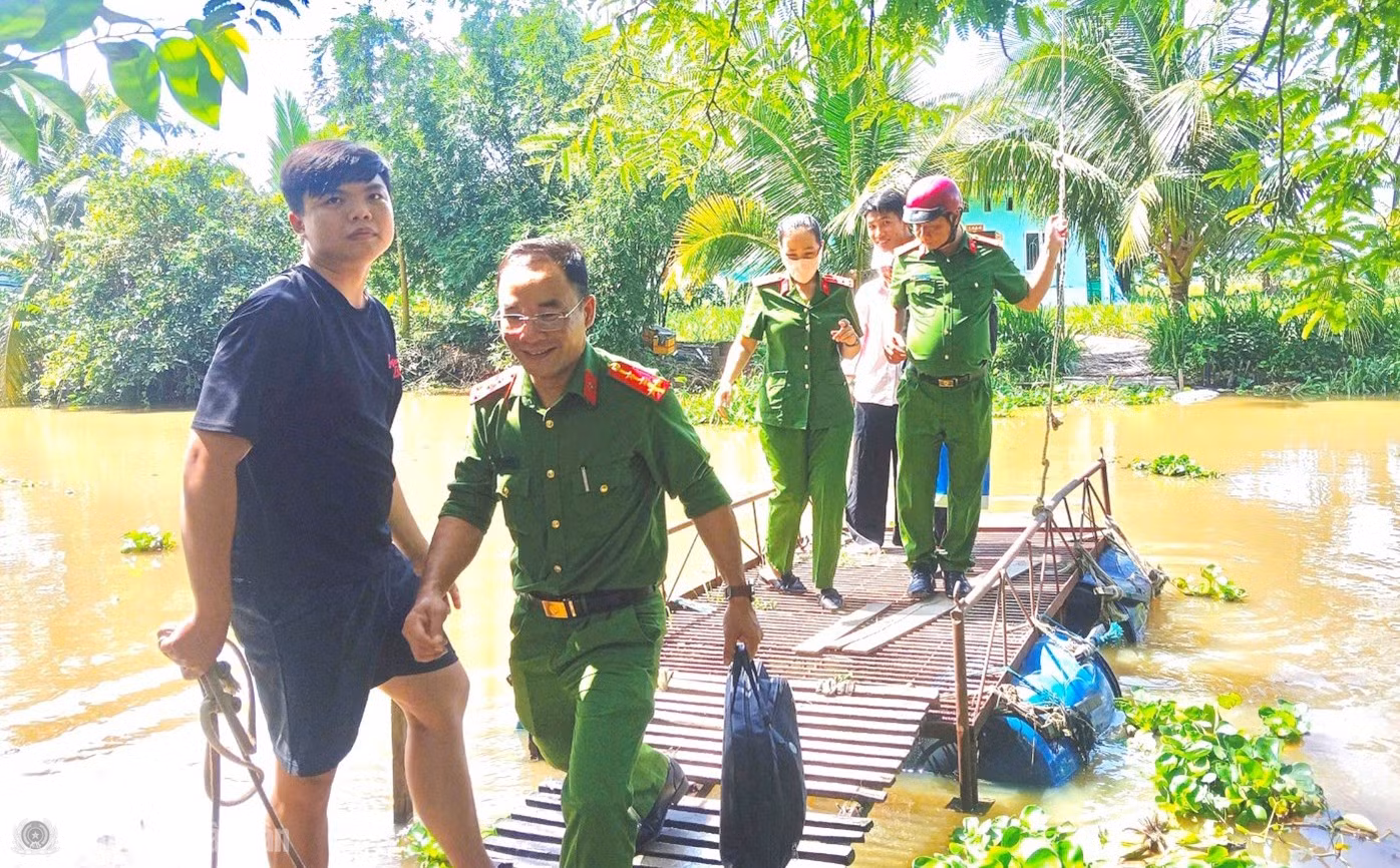 cand_bl_anh2.jpg