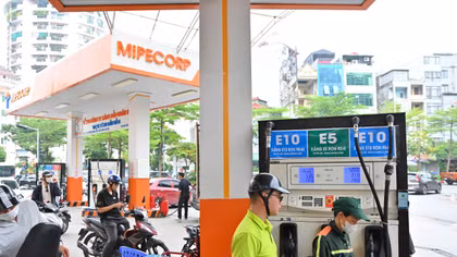 Giá xăng dầu đã giảm về mức trước khi xung đột vũ trang tại Trung Đông nổ ra vào cuối tháng 2/2026.