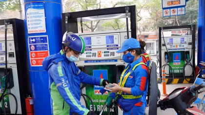 Giá xăng dầu đồng loạt tăng