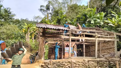 "Nhà Ba Nhất - mái ấm biên cương", vững thế trận lòng dân