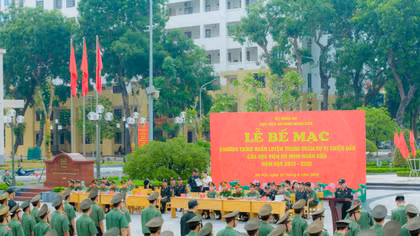 100% học viên Học viện An ninh nhân dân đạt yêu cầu huấn luyện dự bị chiến đấu