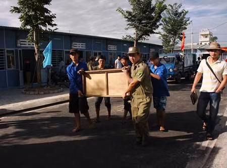 Đà Nẵng: 40 hộ dân ốc đảo làng Vân đã vào đất liền và có nơi ở mới ảnh 4