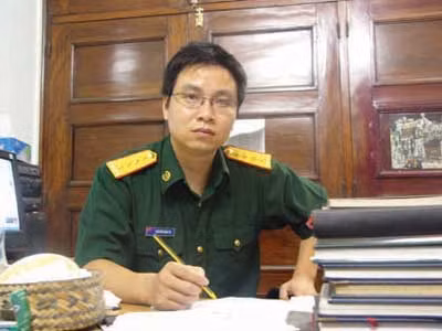 Nhà văn Nguyễn Đình Tú.