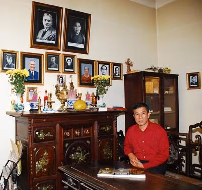 Người đi tìm quá khứ ảnh 2