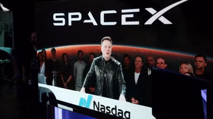 Cổ phiếu SpaceX tăng dựng đứng, tài sản Elon Musk gần bằng GDP Thụy Sĩ