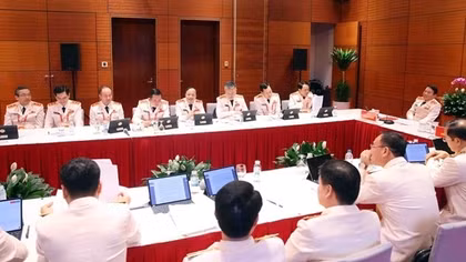 Đoàn đại biểu Đảng bộ Công an Trung ương đóng góp ý kiến vào các dự thảo Văn kiện trình Đại hội Đảng