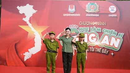 Nhiều trải nghiệm thú vị từ trại hè “Học làm chiến sĩ Công an”