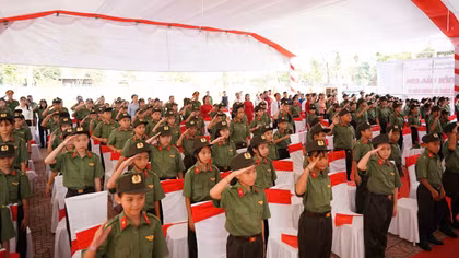 Trường Văn hoá CAND VI khai giảng năm học mới trong không khí vui tươi, xúc động