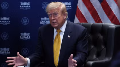 Tổng thống Trump phát thông điệp bất ngờ về Iran