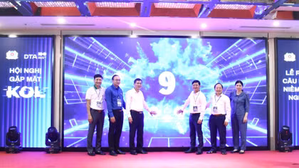 Ra mắt Câu lạc bộ Niềm tin số Nghệ An
