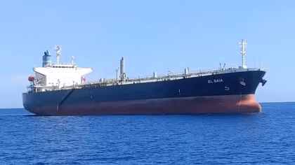 Mỹ-Iran ra tuyên bố trái ngược về siêu tàu dầu phát nổ ở Hormuz