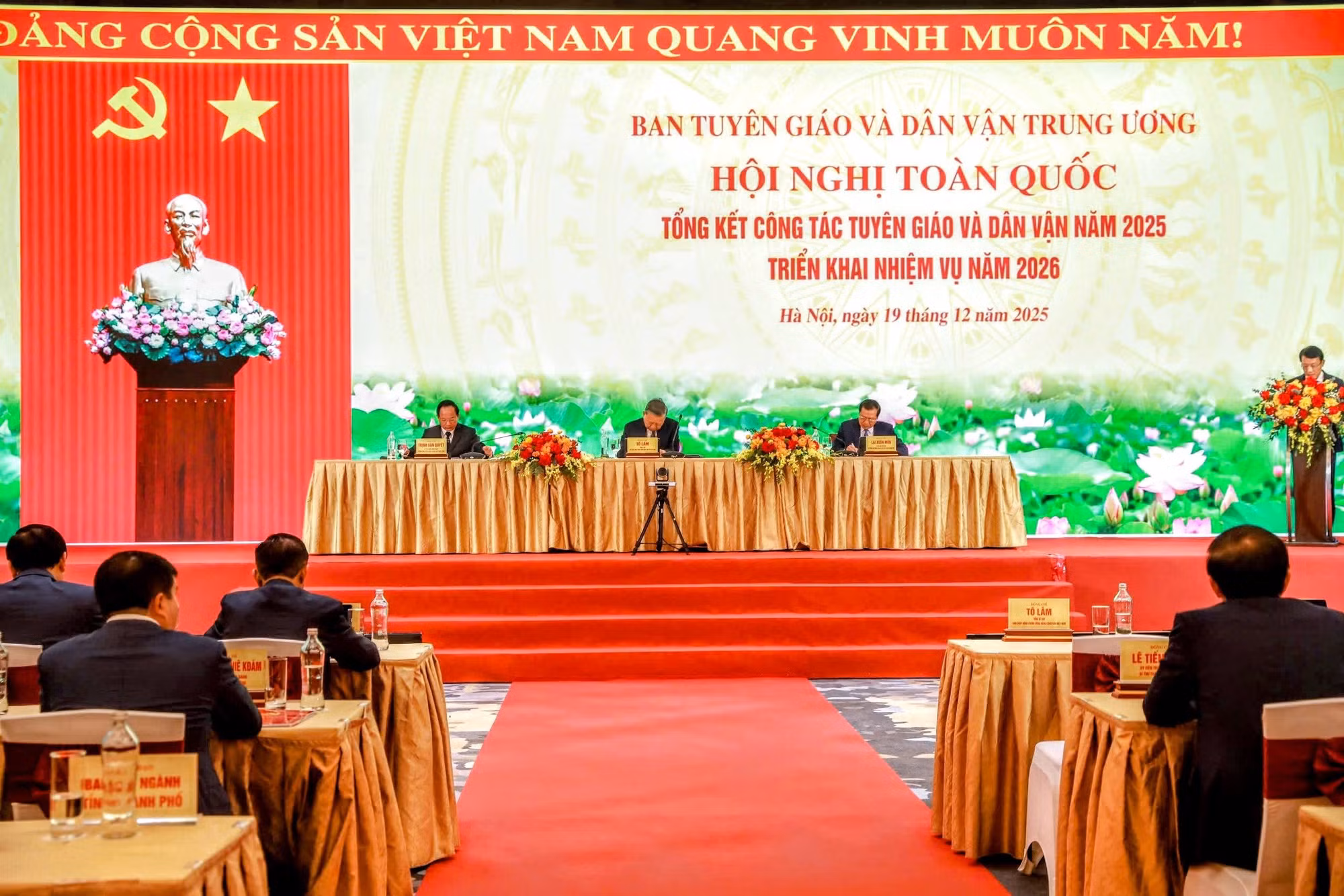 Tổng Bí thư Tô Lâm dự Hội nghị toàn quốc tổng kết công tác Tuyên giáo và Dân vận năm 2025, triển khai nhiệm vụ năm 2026 -0